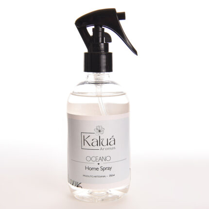 O aroma do oceano evoca uma sensação de expansão e conexão com o vasto cosmos, auxiliando na busca espiritual por transcendência e harmonia. Sua fragrância fresca e revitalizante inspira uma profunda contemplação, levando a uma maior consciência do eu e do universo. Ao imergir no aroma do oceano, muitos encontram uma renovação espiritual, guiados pela serenidade das marés e pela infinitude do horizonte.
