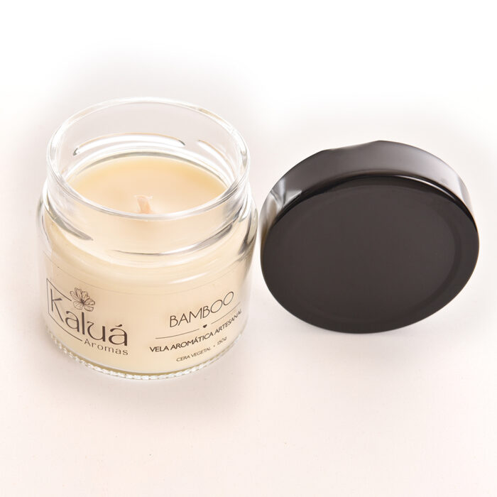 Descubra os benefícios transformadores da vela de aroma de bambu para a espiritualidade. Com sua fragrância purificadora e revigorante, esta vela cria um ambiente ideal para práticas espirituais. Deixe-se envolver pela serenidade do bambu e eleve sua conexão interior durante a meditação e momentos de contemplação. Compre agora e eleve sua jornada espiritual com a vela de bambu.